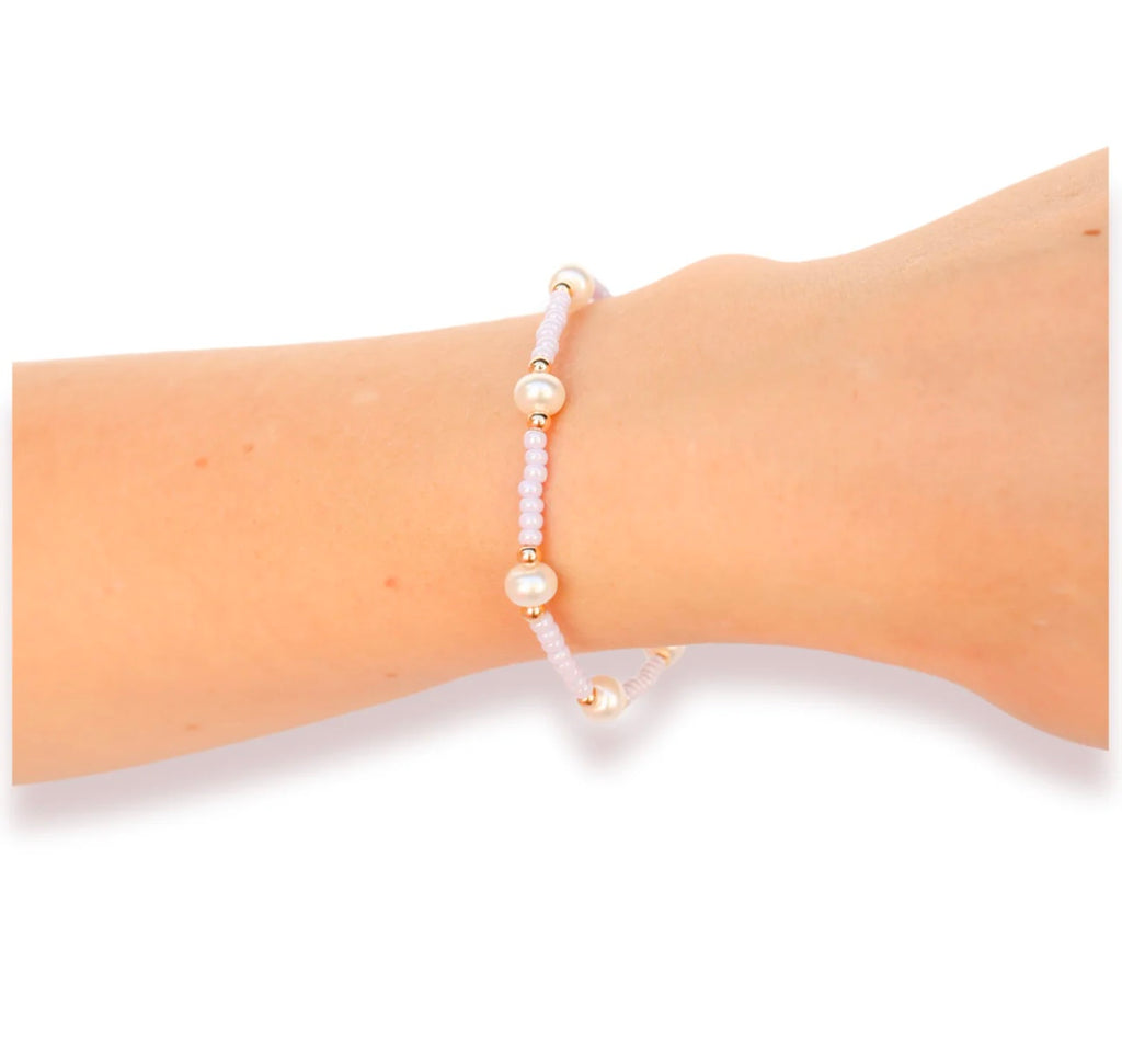 Beaded Blonde - Pastel Lilac Pearl Bracelet