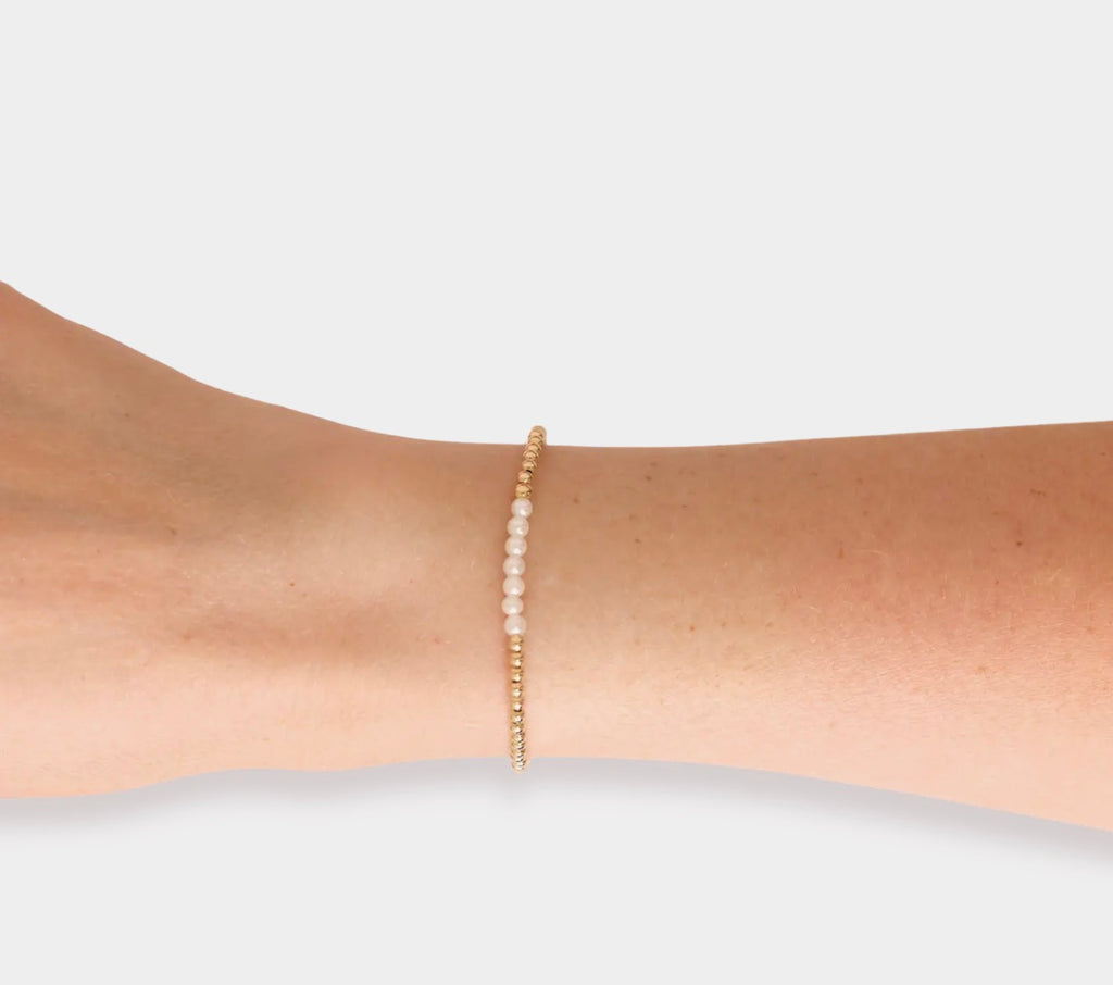 Beaded Blondes - Sophia Pearl Bracelet in Gold