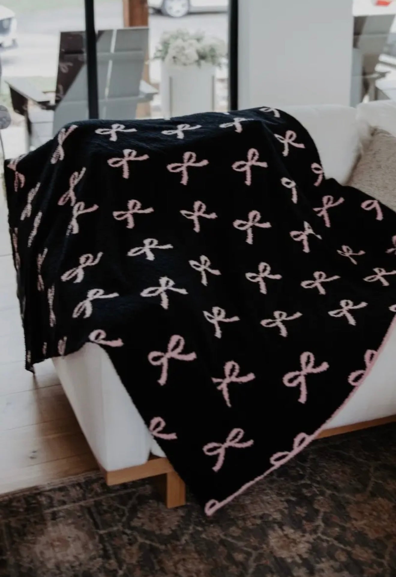 Pink & Black Bow Blanket