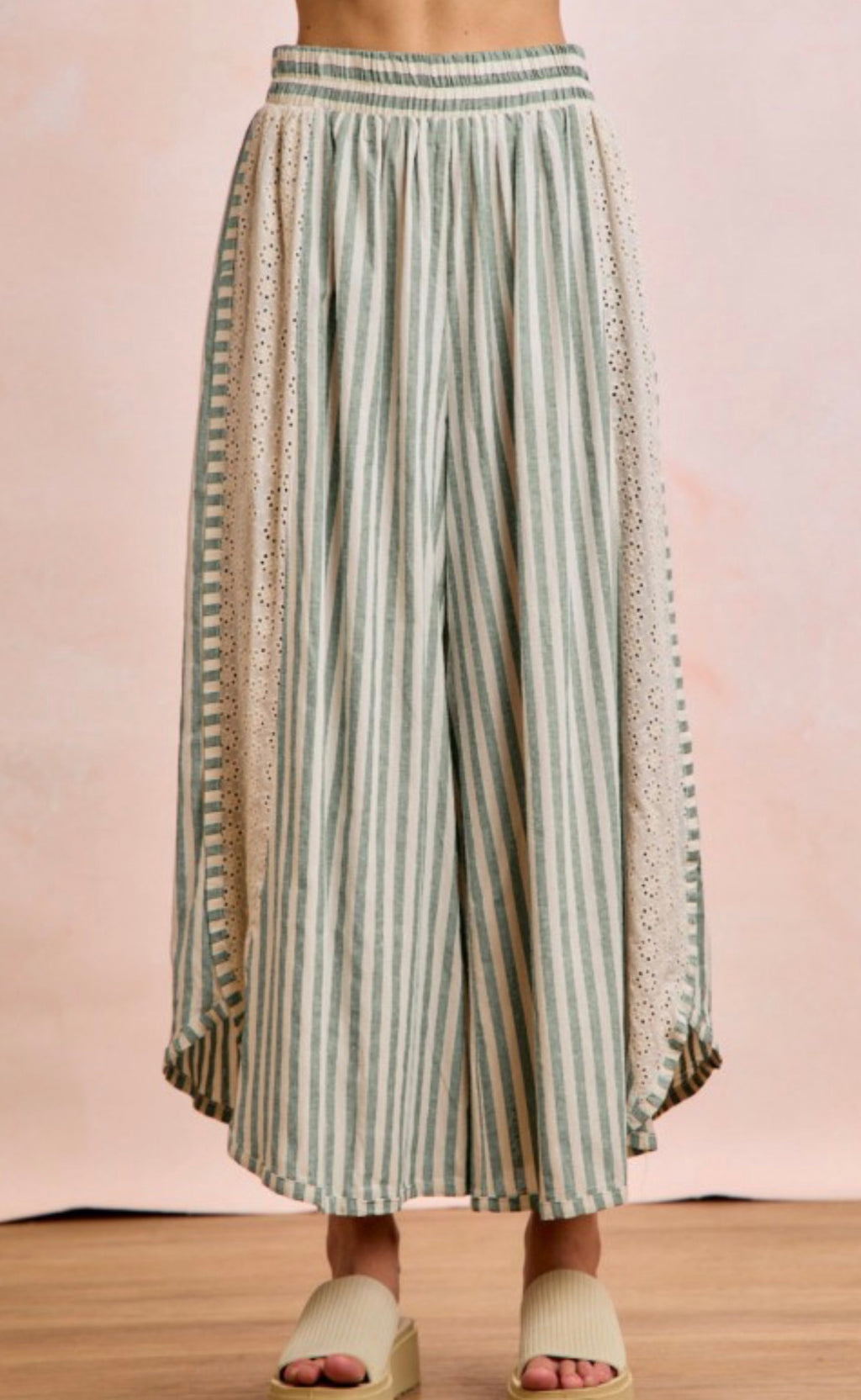 The Eyelet Pants - Eucalyptus