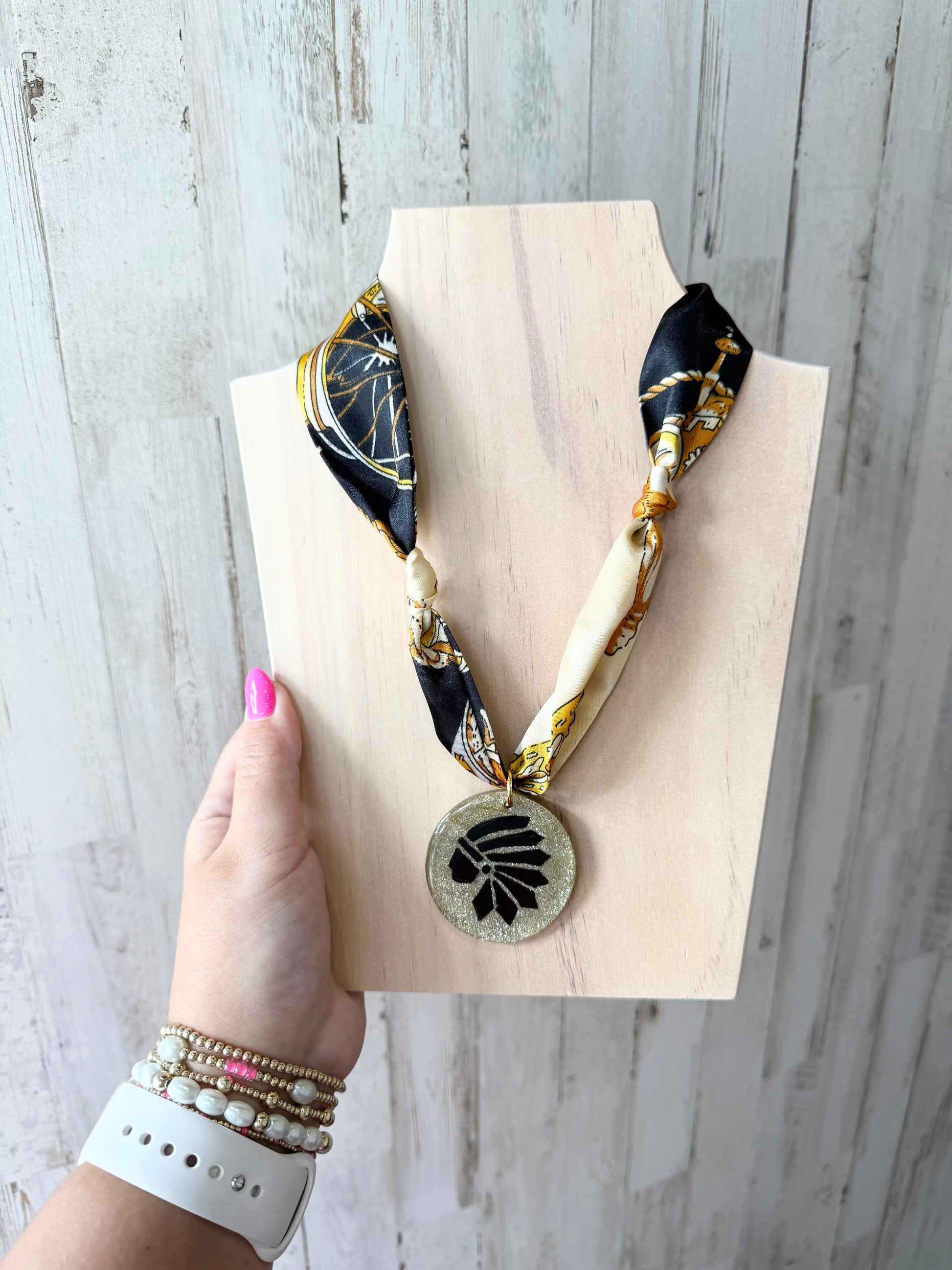 Indian Scarf Necklace - Gold