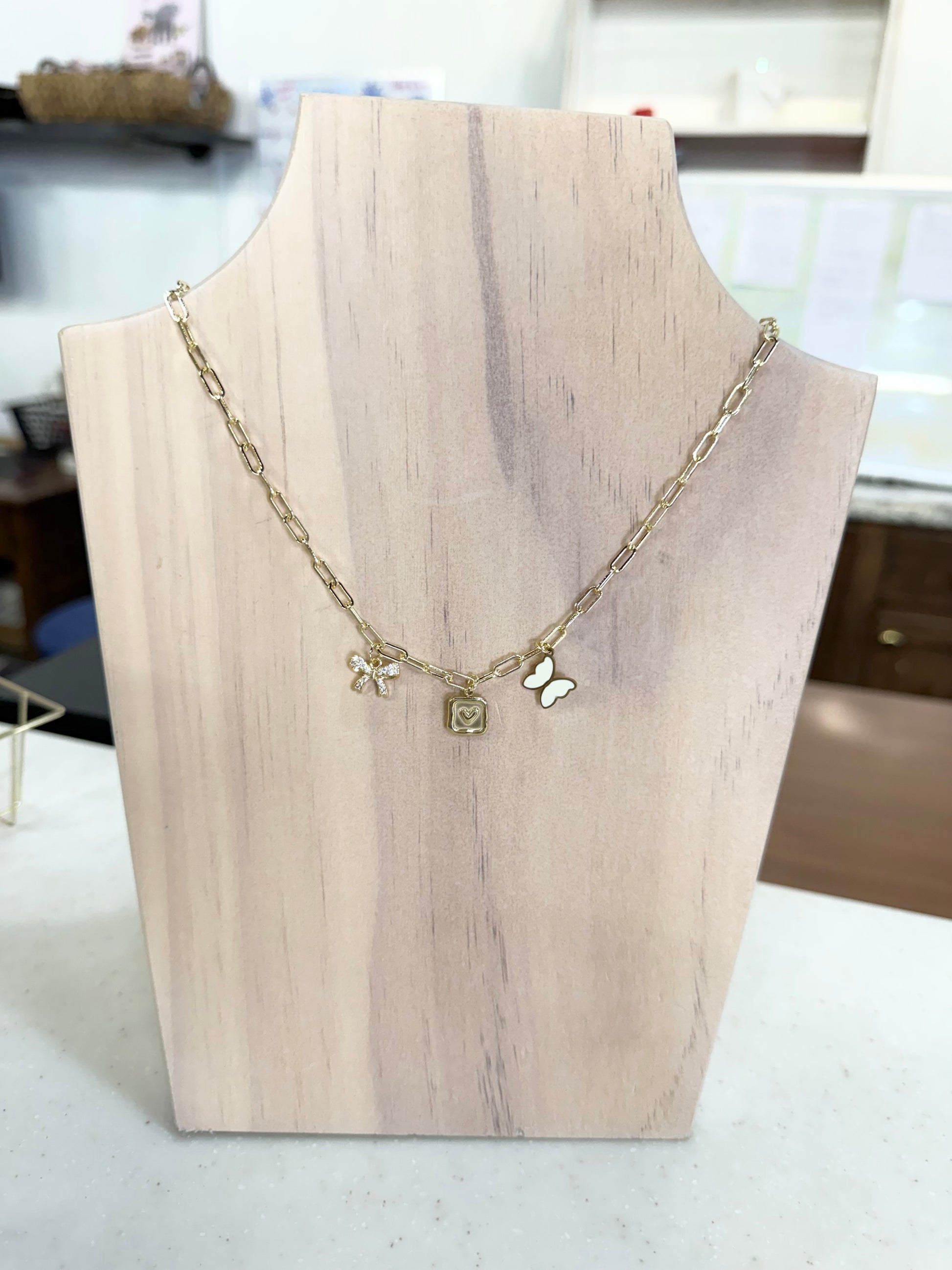 The Ivy Charm Necklace